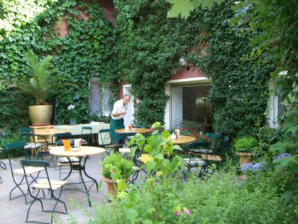 Foto: Mariannenhof Cafégarten